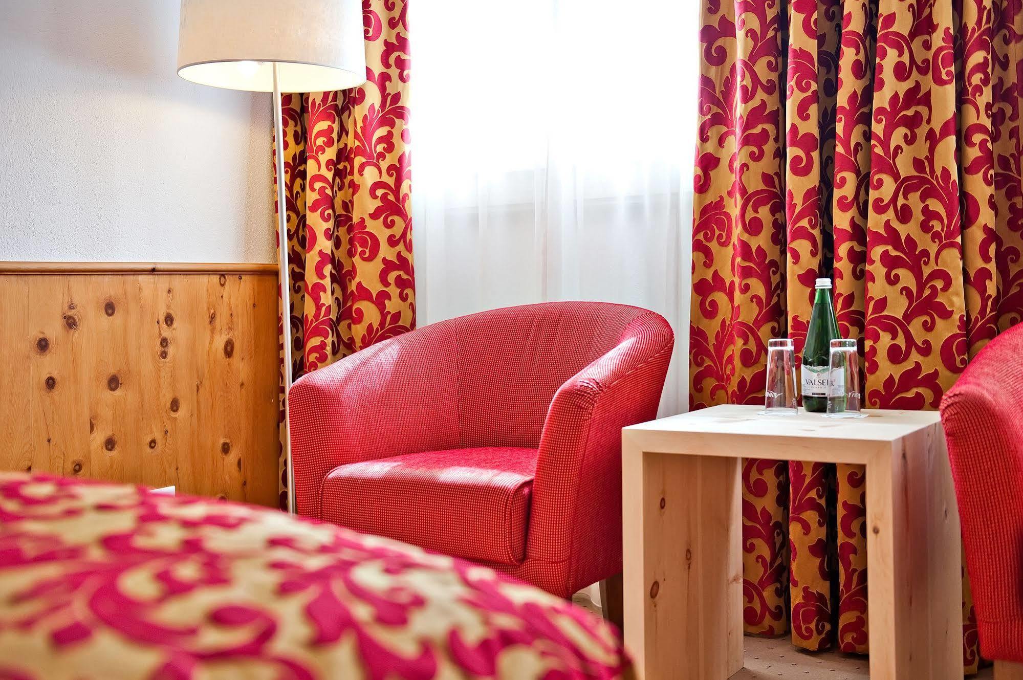 Hotel Engiadina